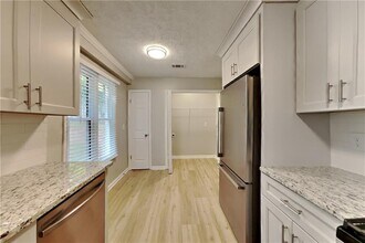 2991 Owens Meadow Dr NW in Kennesaw, GA - Foto de edificio - Building Photo