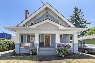 5114 SE Holgate Blvd in Portland, OR - Building Photo - Building Photo