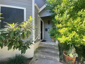 1811 W 39th St in Austin, TX - Building Photo - Building Photo