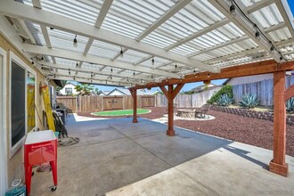 1322 Carnell Ct, Unit 1234 in San Diego, CA - Building Photo - Building Photo