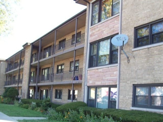 property at 4803 N Harlem Ave