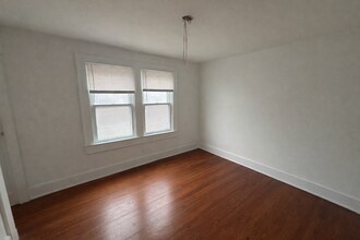 21 N Colorado Ave in Indianapolis, IN - Foto de edificio - Building Photo