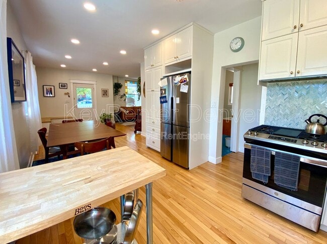 property at 3702 Quitman St