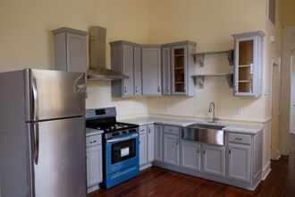 410 Pacific Ave in New Orleans, LA - Building Photo - Building Photo