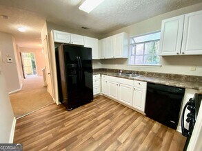 3543 Sweetgum Ln in Decatur, GA - Building Photo - Building Photo