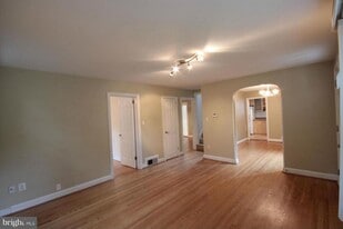 3931 6th St S in Arlington, VA - Building Photo