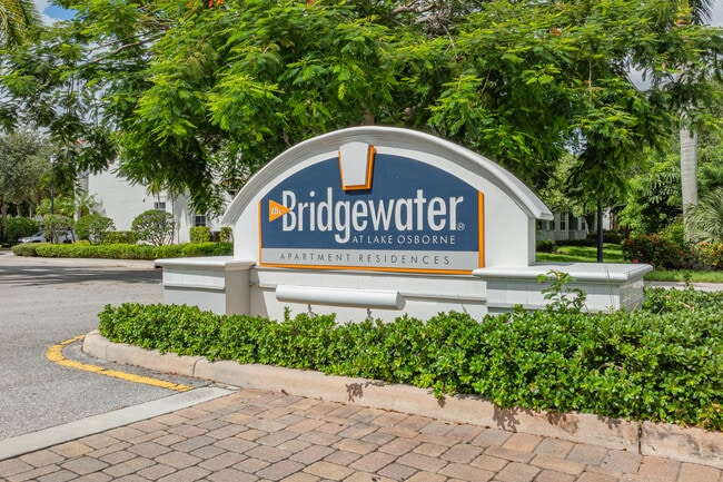 Bridgewater at Lake Osborne in Lake Worth, FL - Foto de edificio - Building Photo