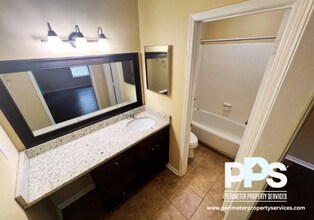 801 Countryside Pl in Smyrna, GA - Building Photo - Building Photo