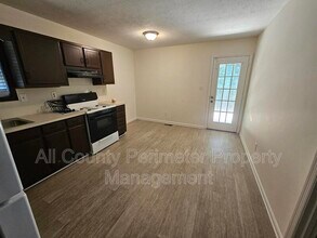 2462 Washington St in Austell, GA - Building Photo - Building Photo