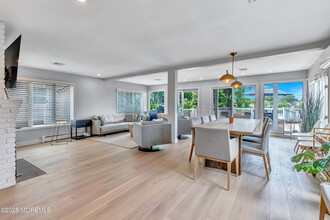 637 Beacon Blvd in Sea Girt, NJ - Building Photo - Building Photo