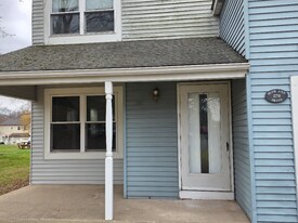 270 Beth Ann Dr in Harleysville, PA - Building Photo