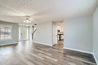 391 Lake Valley Dr SW, Unit #356 in Loganville, GA - Building Photo - Building Photo