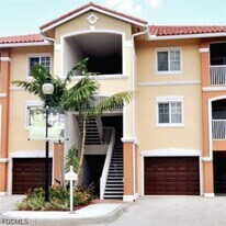 13100 Bella Casa Cir in Ft. Myers, FL - Building Photo