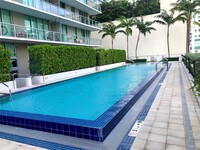 79 SW 12th St, Unit 1810 in Miami, FL - Foto de edificio - Building Photo