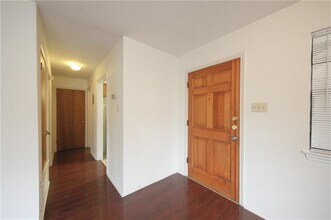 1903 E 20th St in Austin, TX - Foto de edificio - Building Photo