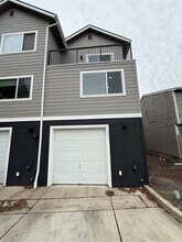 2603 SW Pickford St in Corvallis, OR - Building Photo - Building Photo