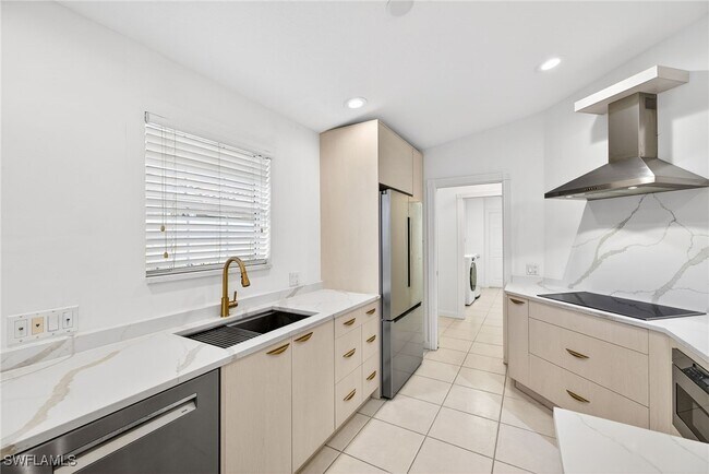 7114 Marconi Ct in Naples, FL - Building Photo - Building Photo