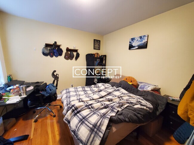 16 Silvey Pl, Unit 1 in Somerville, MA - Building Photo - Building Photo