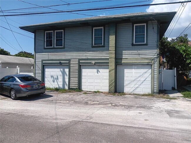 2926 2nd Ave N in St. Petersburg, FL - Building Photo - Building Photo