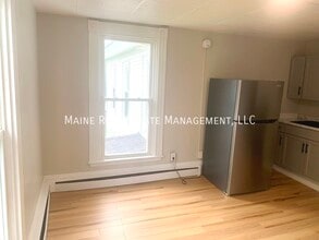 43 Fling St in Brewer, ME - Building Photo - Building Photo