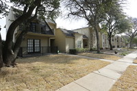 Timberleaf Townhomes in Dallas, TX - Building Photo - Building Photo