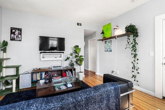 170 Allston St in Providence, RI - Building Photo - Building Photo