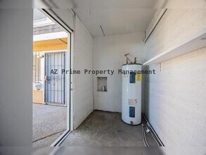 8445 N 34th Ave in Phoenix, AZ - Building Photo - Building Photo