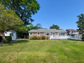 112 S 2nd St in Hampton, VA - Building Photo