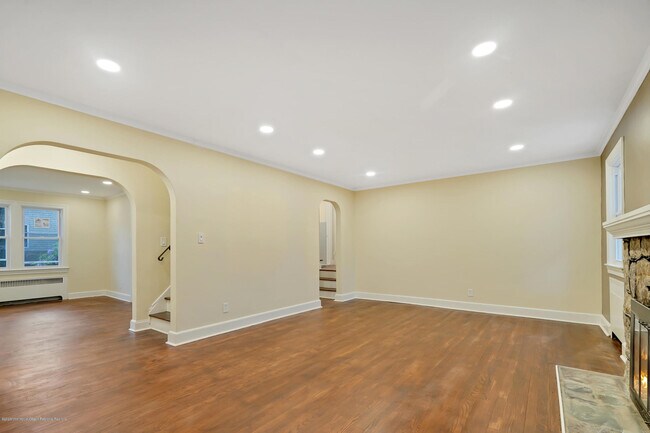 407 Redmond Ave in Ocean Township, NJ - Building Photo - Building Photo