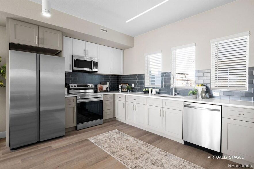 2660 S Delaware St in Denver, CO - Building Photo