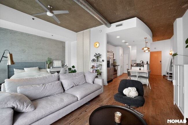 property at 943 Peachtree St NE