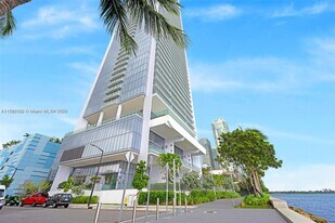 700 NE 26th Ter, Unit 4403 in Miami, FL - Building Photo