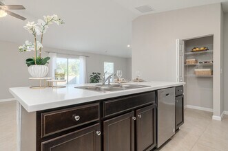 3197 SW Armucher St in Port St. Lucie, FL - Building Photo - Building Photo