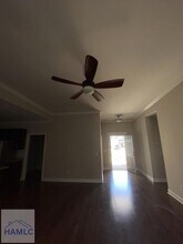 729 Burke Dr in Hinesville, GA - Foto de edificio - Building Photo