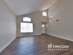 12197 Nugget Ave in Victorville, CA - Building Photo - Building Photo