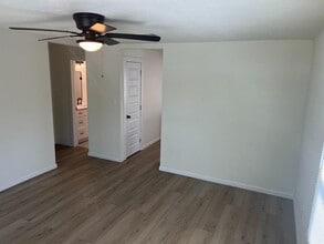 504 Davis St in Gainesville, TX - Building Photo - Building Photo