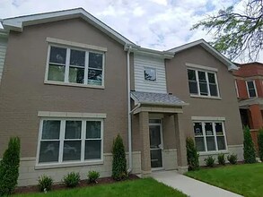 4211 N Harding Ave in Chicago, IL - Building Photo - Building Photo