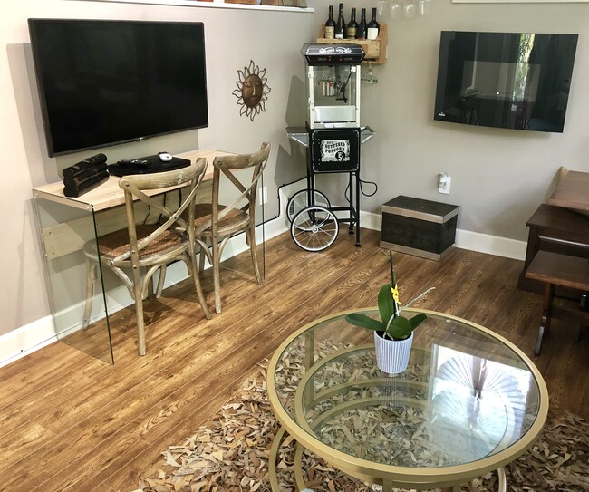 property at 599 E Morningside Dr NE