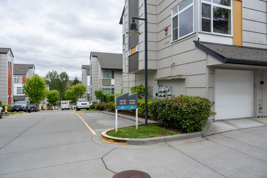 15107-15240 NE 81st Way in Redmond, WA - Building Photo