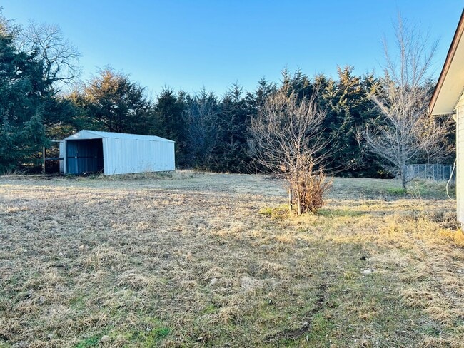 3100 Meadowvale Dr in Milford, KS - Building Photo - Building Photo