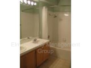 2110 N Los Feliz St in Las Vegas, NV - Building Photo - Building Photo