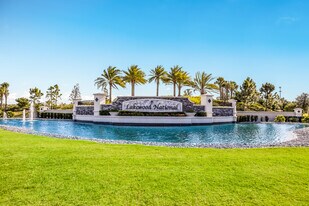 17006 Vardon Ter, Unit 204 in Bradenton, FL - Building Photo