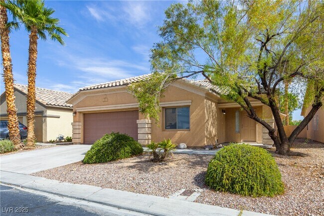 94 Cora Hills Ct in Las Vegas, NV - Foto de edificio - Building Photo