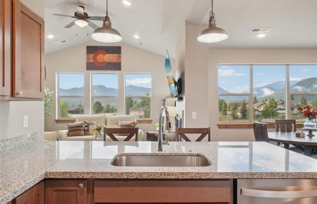 1700 Wildfire Rd, Unit 301 in Estes Park, CO - Foto de edificio - Building Photo