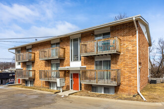 815 Boulder Ave in Des Moines, IA - Building Photo - Primary Photo