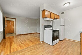 1705 Valley Forge Way in Louisville, KY - Building Photo - Building Photo