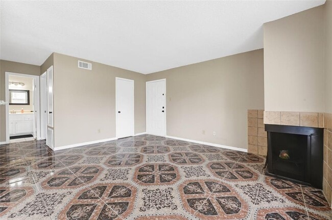8409 Sands Point Dr in Houston, TX - Building Photo - Building Photo