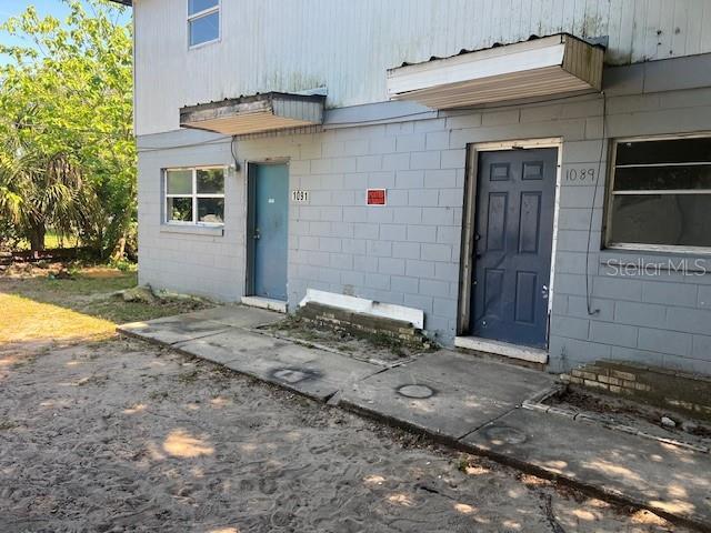 property at 1089 S Deleon Ave