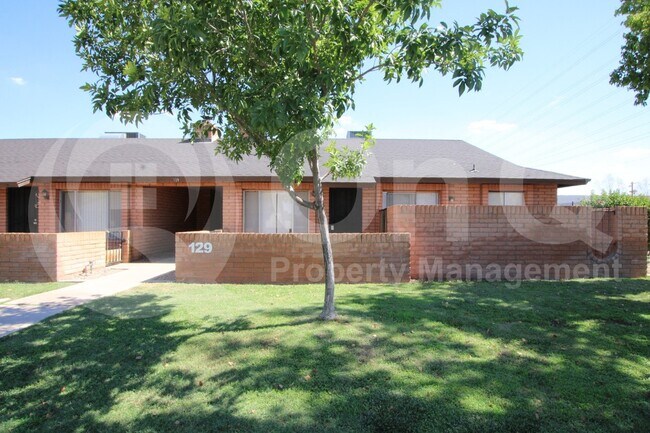 129 W Loma Vista Dr in Tempe, AZ - Building Photo - Building Photo