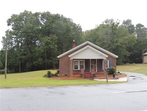 803 Kings Rd in Anderson, SC - Building Photo - Building Photo